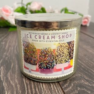 Ice Cream Shop Bath & Bodyworks 3 Wick Candle